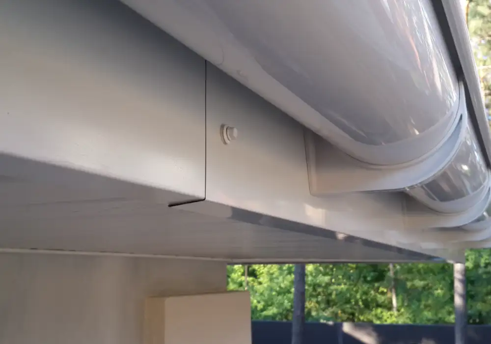 fascia soffit cleaners in surrey